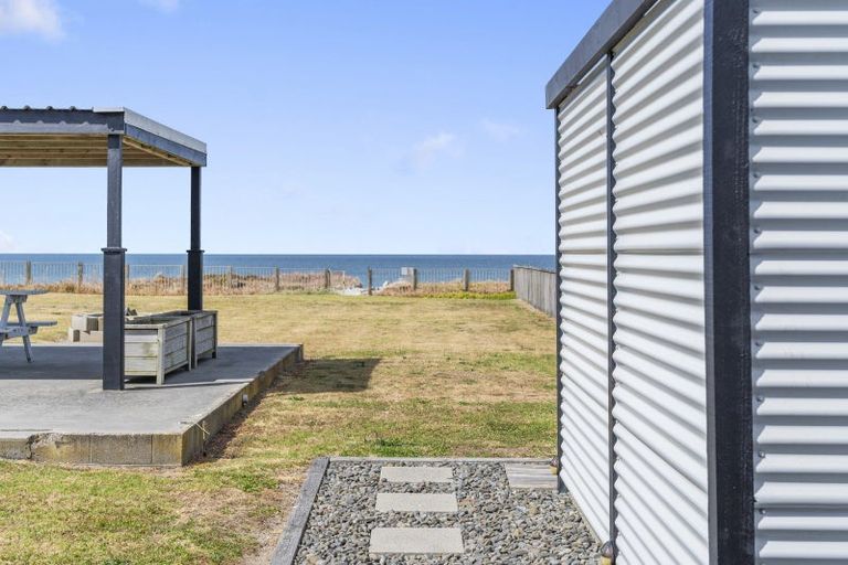 Photo of property in 95 Pukehina Parade, Pukehina, Te Puke, 3189