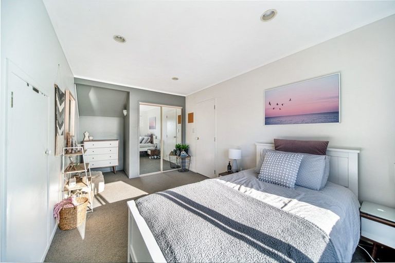 Photo of property in 2/23a Vincent Street, Howick, Auckland, 2014