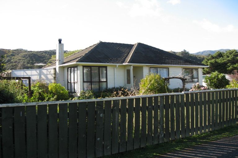 Photo of property in 28 Hyde Street, Wainuiomata, Lower Hutt, 5014