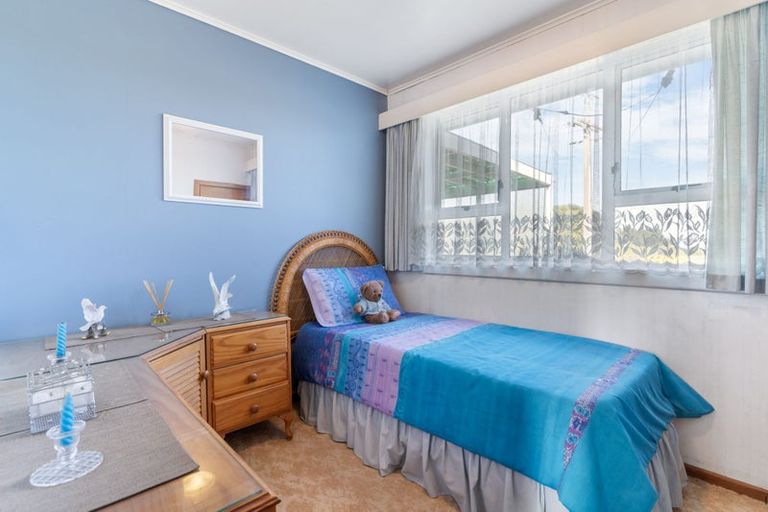 Photo of property in 109 Wallace Road, Mangere Bridge, Auckland, 2022