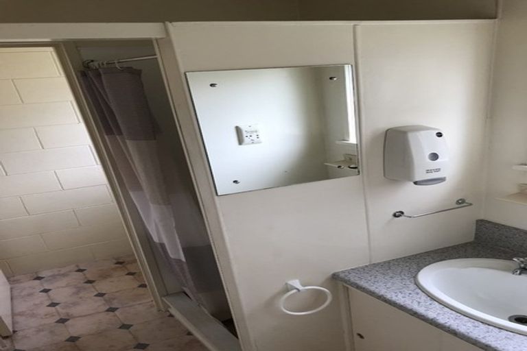 Photo of property in 1 Surrey Road, Springvale, Whanganui, 4501