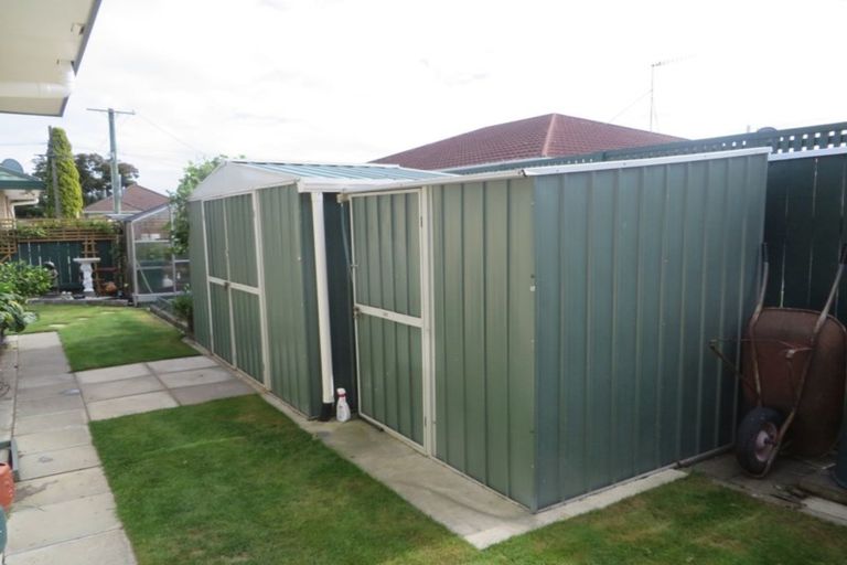 Photo of property in 24 Devon Street, Levin, 5510