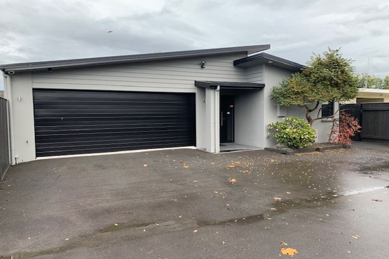 Photo of property in 7a Florence Avenue, Palmerston North, 4414