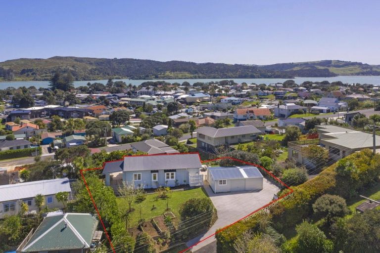 Photo of property in 18 Stewart Street, Raglan, 3225