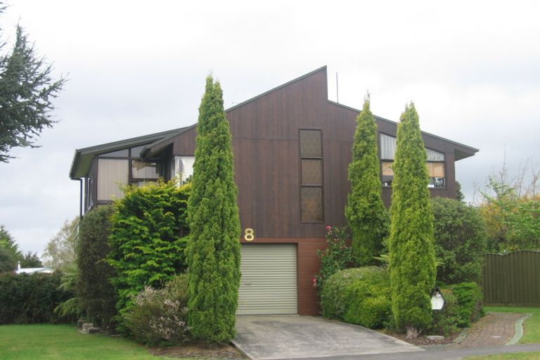 Photo of property in 2/8 Tobin Place, Richmond Heights, Taupo, 3330