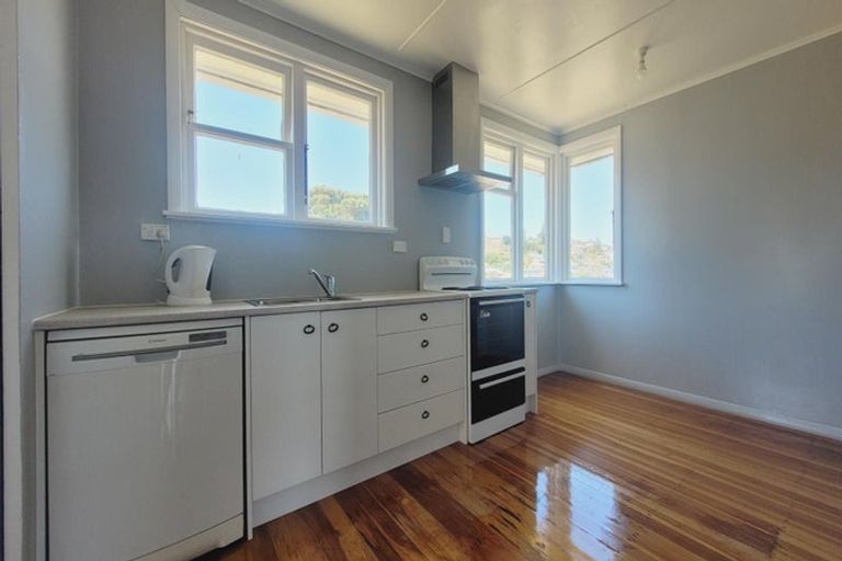 Photo of property in 55 Morere Street, Titahi Bay, Porirua, 5022