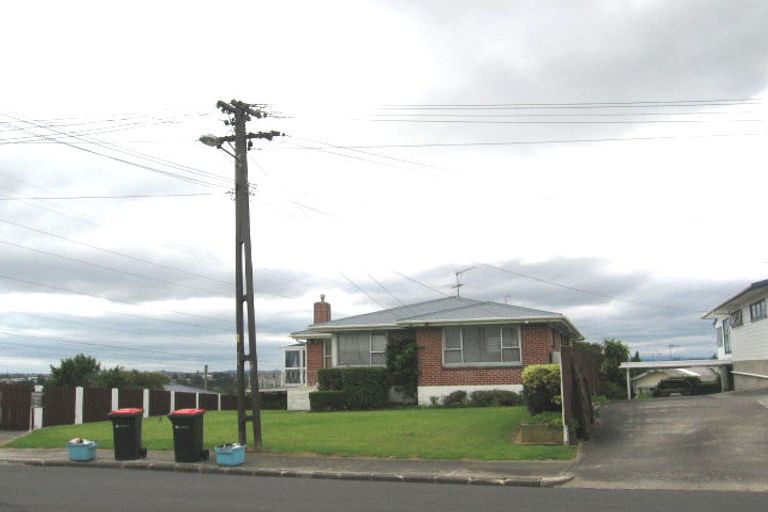 Photo of property in 4 Young Road, Mount Wellington, Auckland, 1060