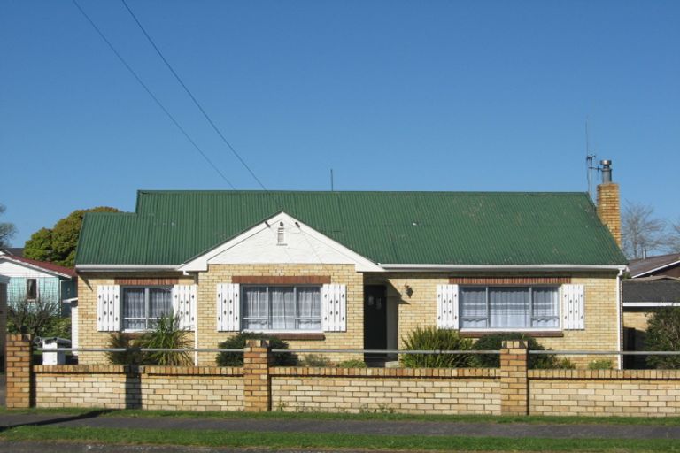 Photo of property in 62 Hakanoa Street, Huntly, 3700