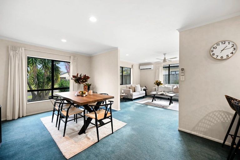 Photo of property in 1 Diomede Glade, Flagstaff, Hamilton, 3210