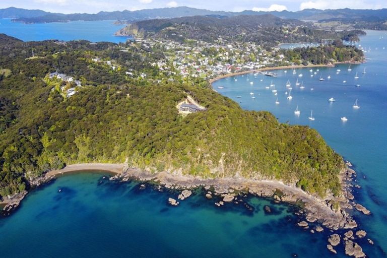 Photo of property in 25 Titore Way, Russell, 0202