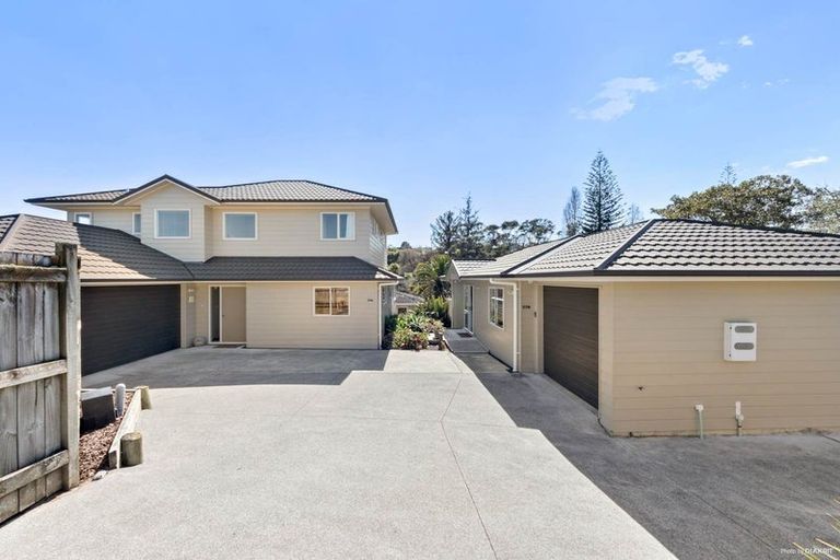 Photo of property in 63a Godley Road, Green Bay, Auckland, 0604