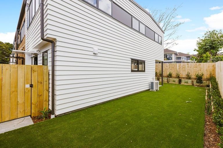 Photo of property in 63 Hillcrest Avenue, Hillcrest, Rotorua, 3015