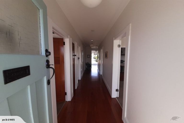 Photo of property in 8 Hakeke Street, Whanganui East, Whanganui, 4500