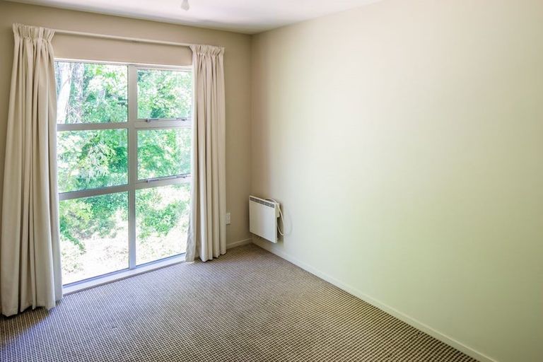 Photo of property in 1a Anderson Terrace, Mount Cook, Wellington, 6021