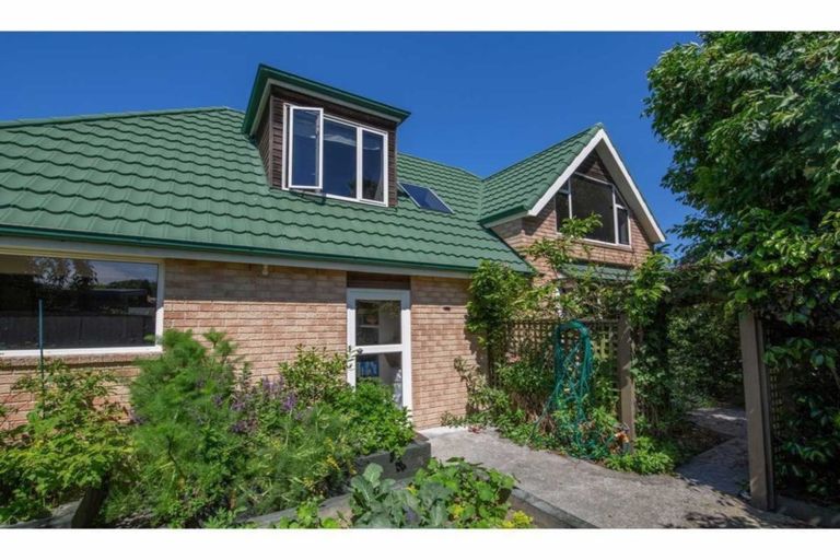 Photo of property in 4/37 Avonhead Road, Avonhead, Christchurch, 8042