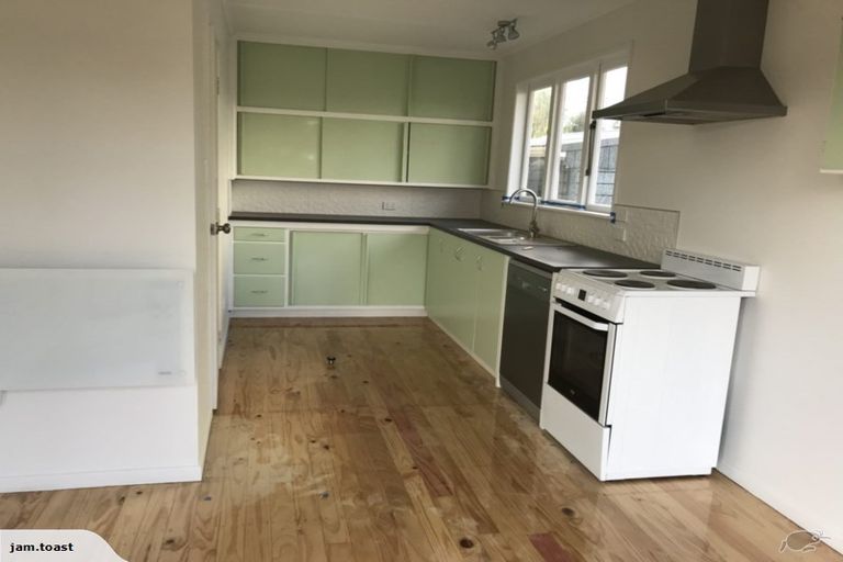 Photo of property in 22 Bass Road, Albany, Auckland, 0632