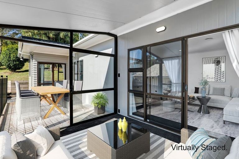 Photo of property in 115 Mangorei Road, Merrilands, New Plymouth, 4312