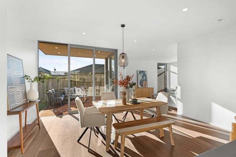 Photo of property in 4/42 Browns Road, St Albans, Christchurch, 8014