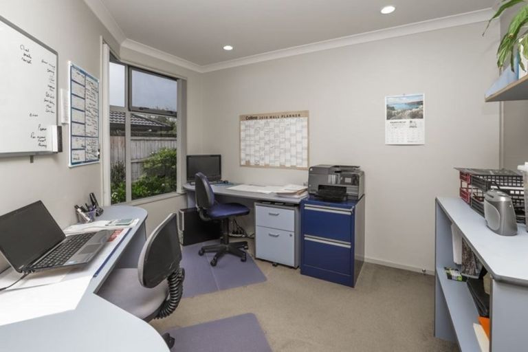 Photo of property in 31 Mickelson Avenue, Rototuna, Hamilton, 3210