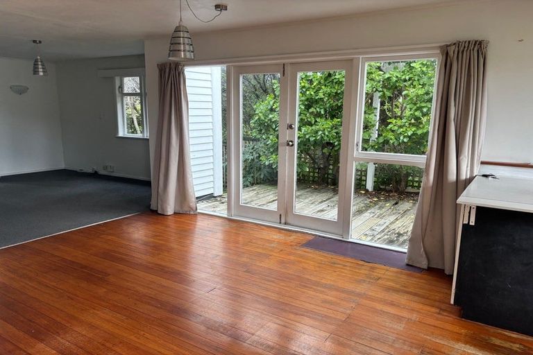 Photo of property in 3 Victor Road, Raumati Beach, Paraparaumu, 5032