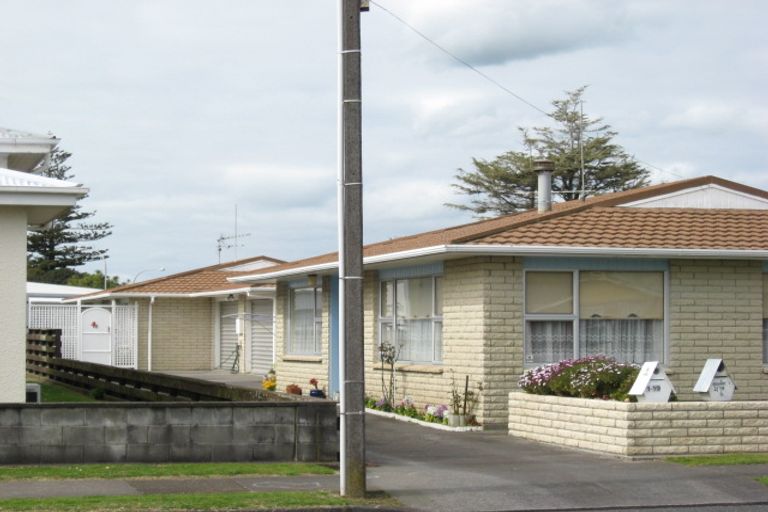 Photo of property in 2/19 Darnell Street, Fitzroy, New Plymouth, 4312