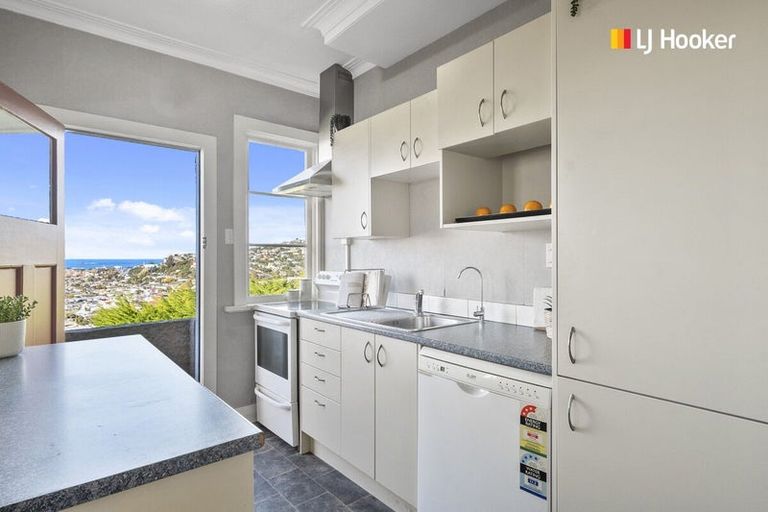 Photo of property in 37 Forfar Street, Clyde Hill, Dunedin, 9011