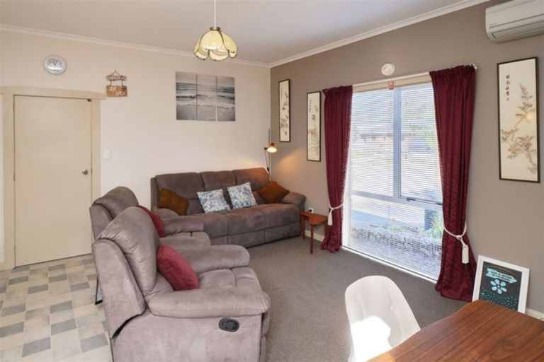 Photo of property in 20 Collins Drive, Waikuku Beach, 7402