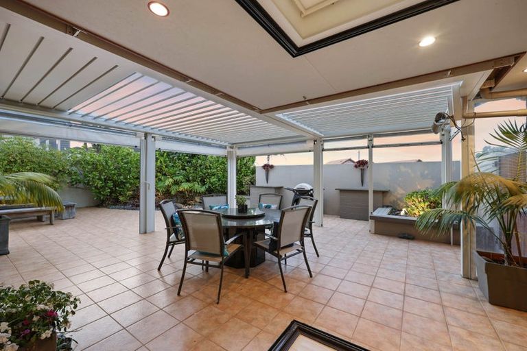 Photo of property in 253 Wellington Street, Pukekohe, 2120