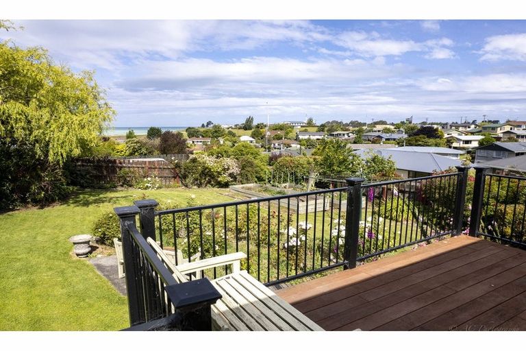 Photo of property in 19 Tasman Street, Oceanview, Timaru, 7910