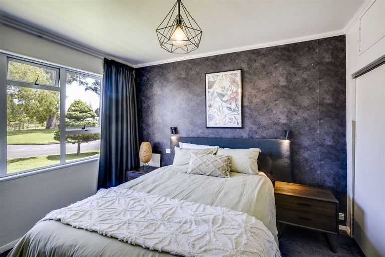 Photo of property in 50 Russell Road, Marewa, Napier, 4110