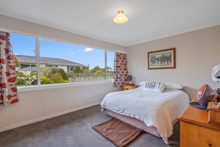 Photo of property in 28 Kakapo Street, Waikiwi, Invercargill, 9810