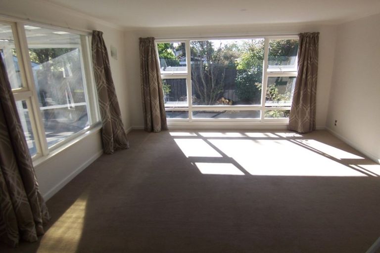 Photo of property in 279 Avonhead Road, Avonhead, Christchurch, 8042