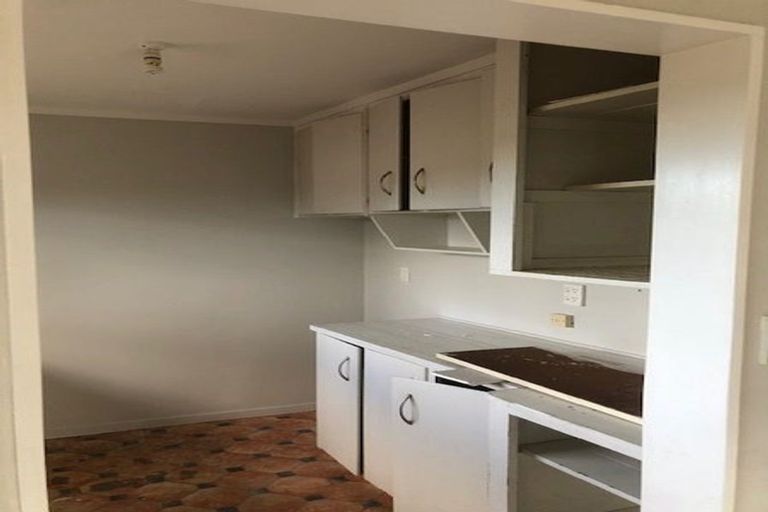 Photo of property in 1/59 Archibald Road, Kelston, Auckland, 0602