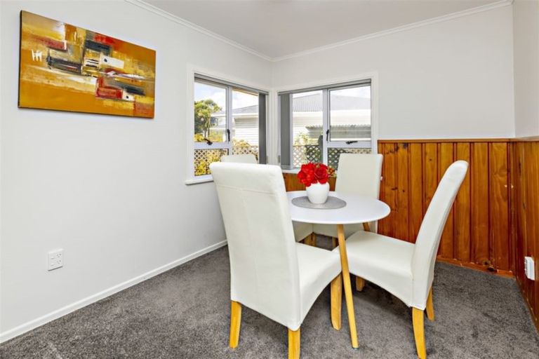 Photo of property in 140 Russell Road, Manurewa, Auckland, 2102