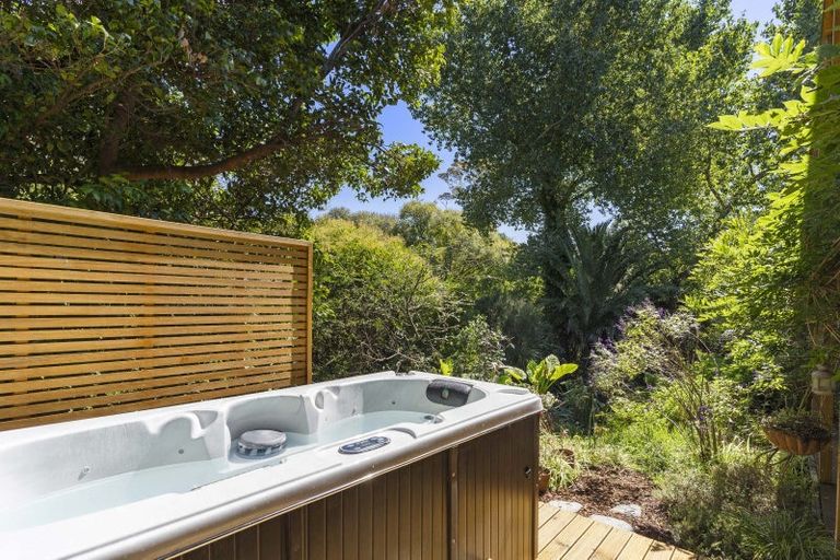 Photo of property in 3/7 Aries Place, Shelly Park, Auckland, 2014