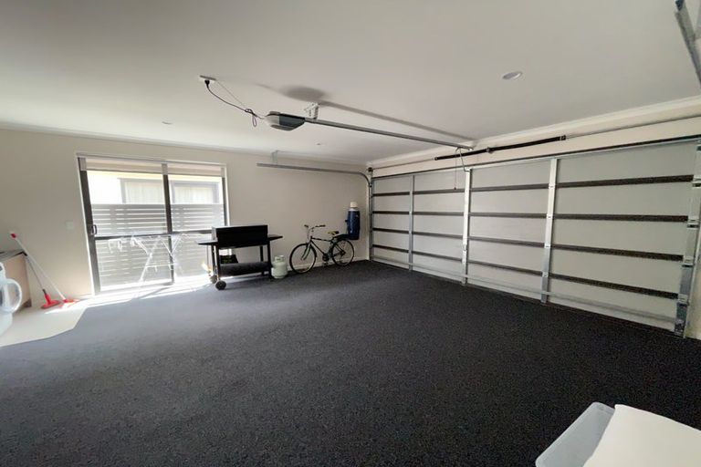 Photo of property in 13 Tawatawa Street, Long Bay, Auckland, 0630