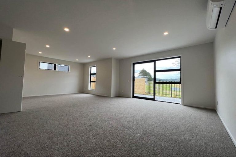 Photo of property in 39 Te Ara O Papatahi, Wainuiomata, Lower Hutt, 5014