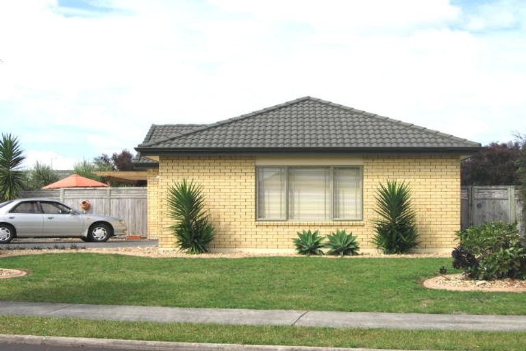 Photo of property in 8 Checkerberry Court, Henderson, Auckland, 0612