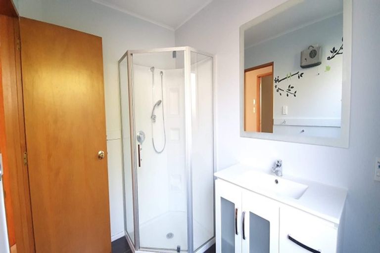 Photo of property in 105a Sullivan Avenue, Woolston, Christchurch, 8023