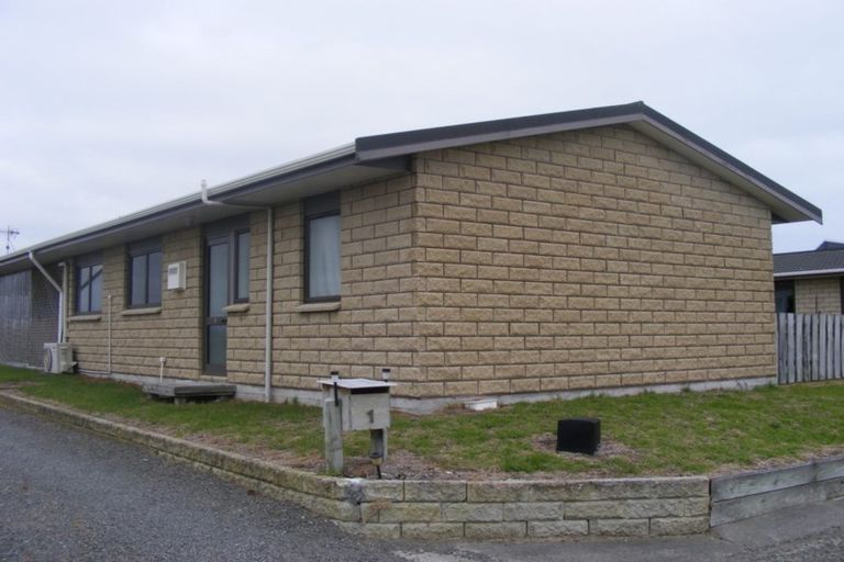 Photo of property in 2 Kowhai Court, Foxton Beach, Foxton, 4815