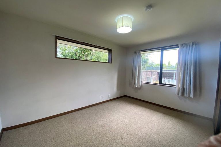Photo of property in 17 San Rafael Place, Burnside, Christchurch, 8053