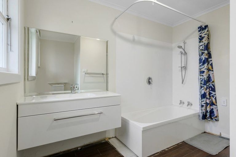 Photo of property in 10 Longden Street, Darfield, 7510