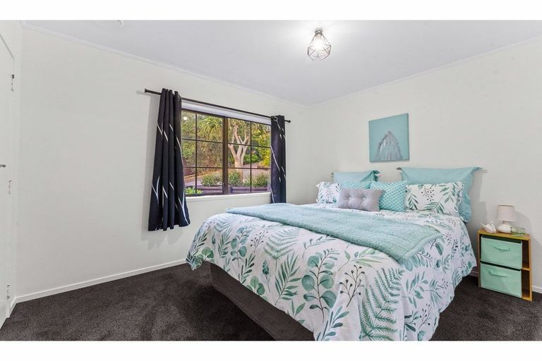 Photo of property in 61 Pemberton Avenue, Bayview, Auckland, 0629
