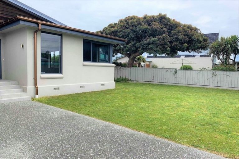 Photo of property in 62 Steyne Avenue, Plimmerton, Porirua, 5026