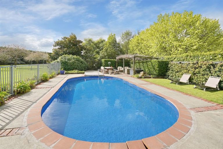 Photo of property in 104 Winter Road, Swannanoa, Rangiora, 7475