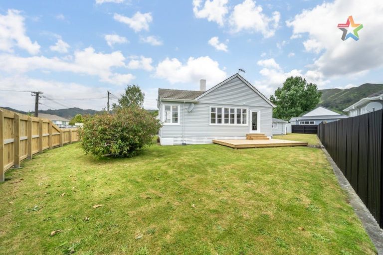 Photo of property in 43 Benge Crescent, Naenae, Lower Hutt, 5011