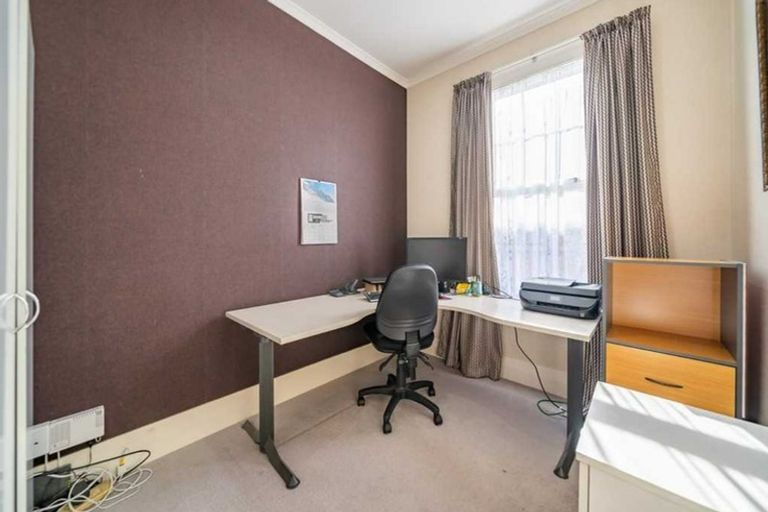 Photo of property in 25 Awamutu Grove, Waiwhetu, Lower Hutt, 5010