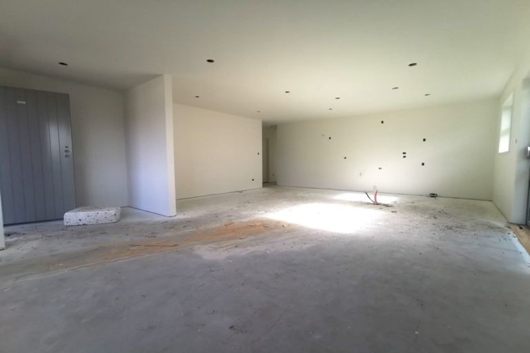 Photo of property in 9 Moemoea Avenue, Kumeu, 0810