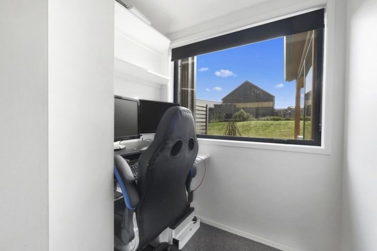 Photo of property in 6 Pendeen Crescent, Jacks Point, Queenstown, 9371