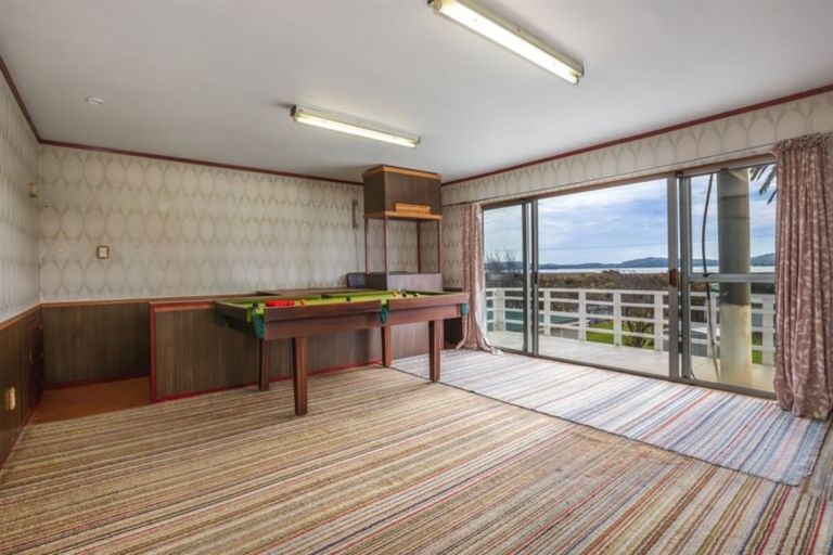 Photo of property in 25 Paekakariki Hill Road, Pauatahanui, Porirua, 5381